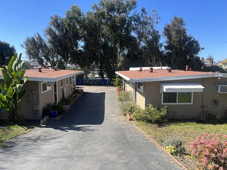 717 S Cedros Ave — Photo 11