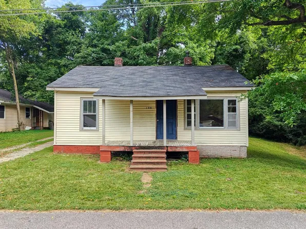 108 Florence St, Camden, TN 38320