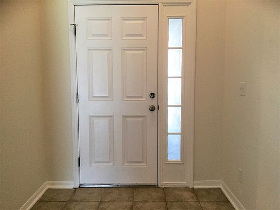 2nd image of 1130 Bluegrass Dr