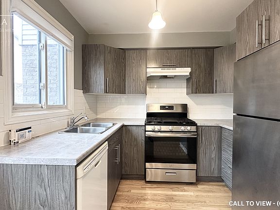 2nd image of 226 Highview Ave W #57
