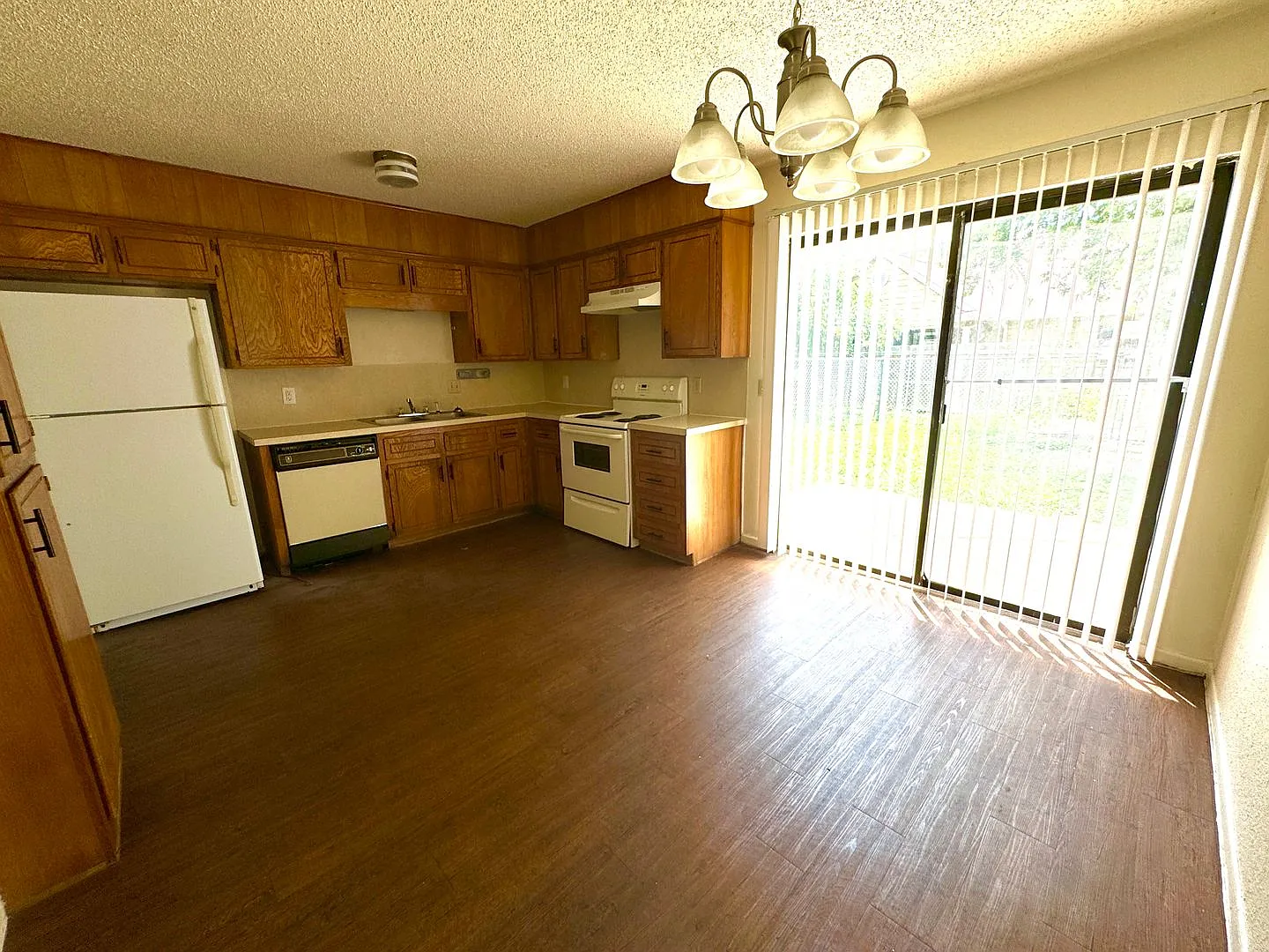 4408 Lake Rd — Photo 4