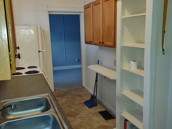 4th image of 1423 Ford St #2