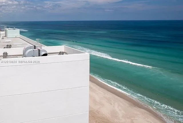 3725 Ocean Dr #Penthouse 03 — Photo 7