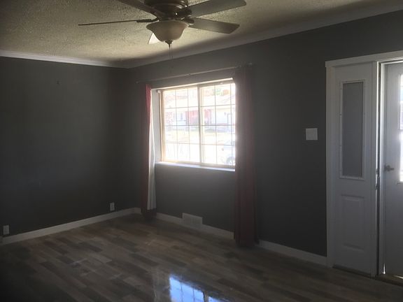 4th image of 723 E Downington Ave