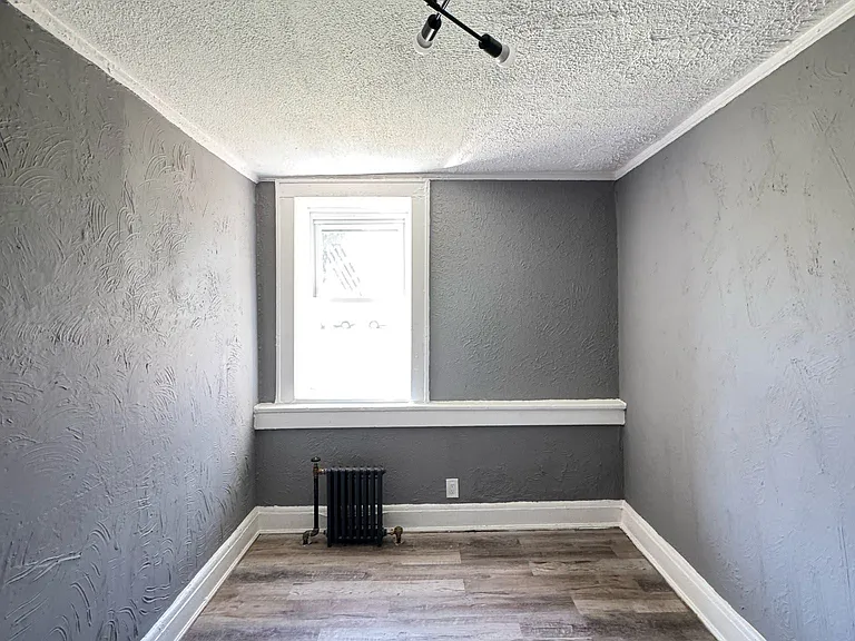717 Arlington Ave #1B — Photo 7