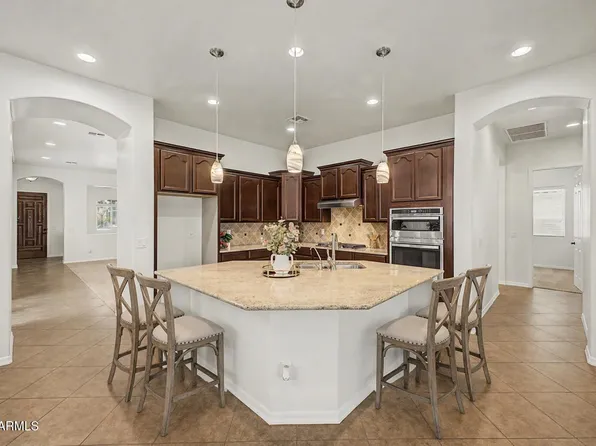 2564 E ORLEANS Drive, Gilbert, AZ 85298