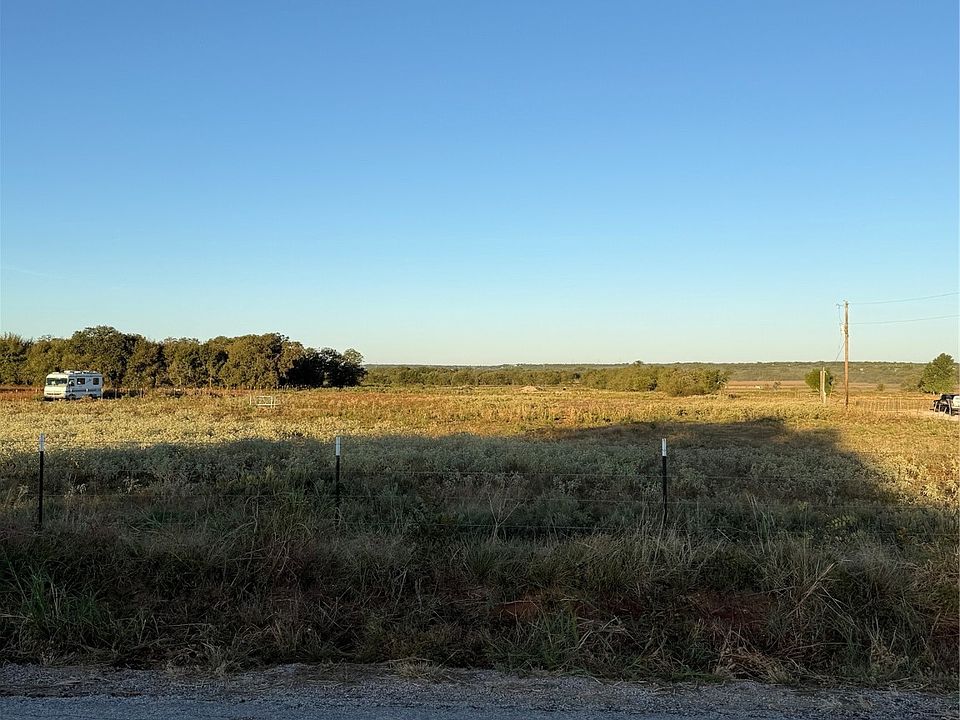 2nd image of 1653 Bounty Rd