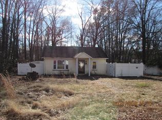 917 Luke St, Blackstone, VA 23824