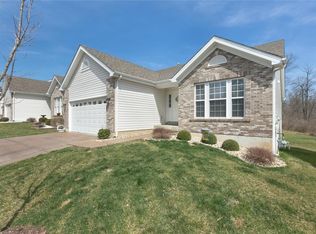 432 Newport Dr, Saint Peters, MO 63376
