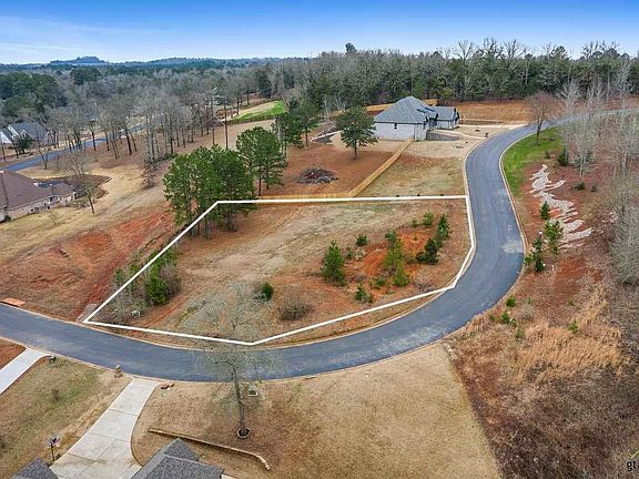 2nd image of 116 Lake Lou Ella Dr