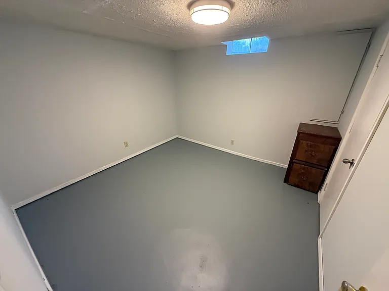7314 E Lincoln St — Photo 11