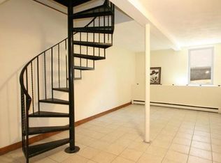 202 H St #1A, Boston, MA 02127