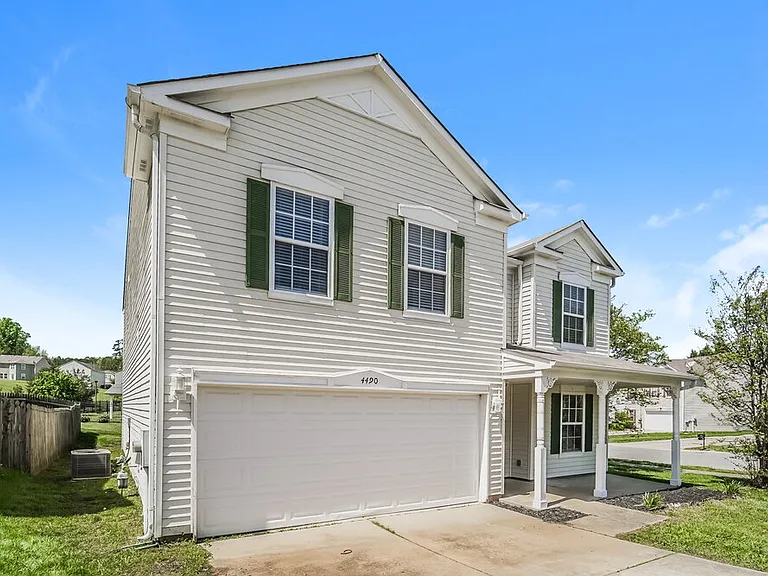 4490 Saint Catherines Ct — Photo 4