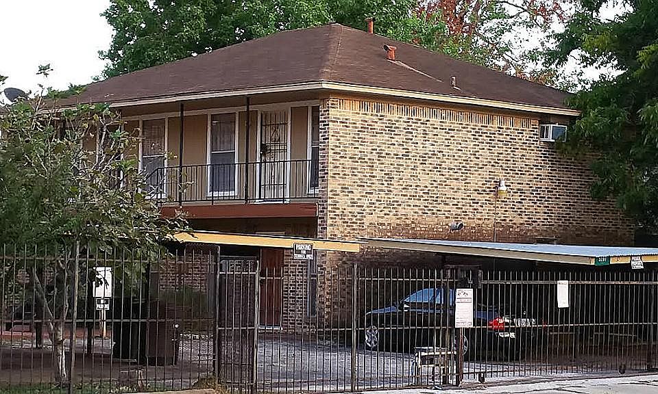 1st image of 5207 Live Oak St APT 2