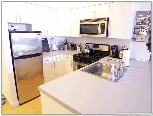 Rented by Bond New York | media 9