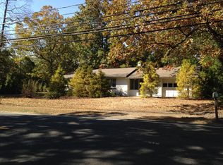 1098 Lakewood Farmingdale Rd, Howell, NJ 07731