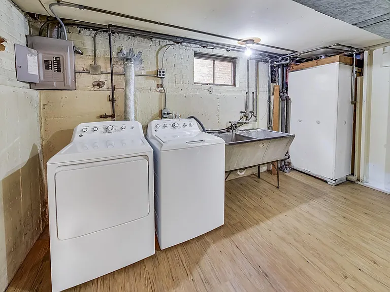 6210 N Harding Ave — Photo 30
