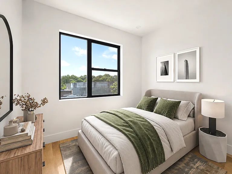140 Moffat St #4B — Photo 5