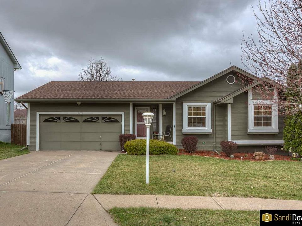 1st image of 2712 Coffey Ave