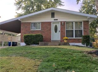 2685 McKelvey Rd, Maryland Heights, MO 63043