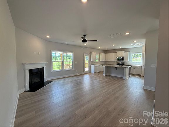 4th image of 158 Kerr Walk Dr #26