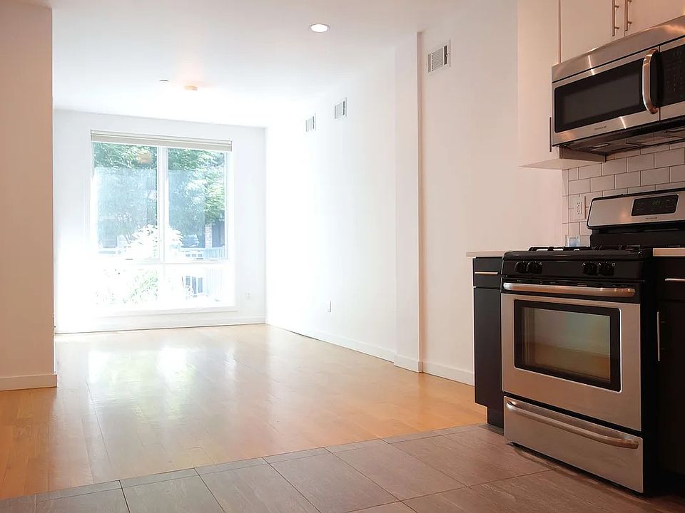 1st image of 340 22nd St #1