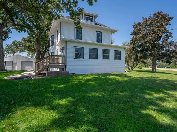 4323 W 36th St N, Newton, IA 50208