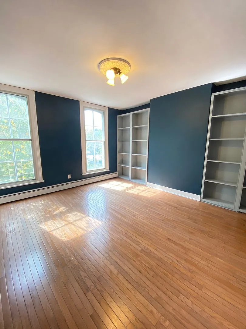 88 Washington St. — Photo 2