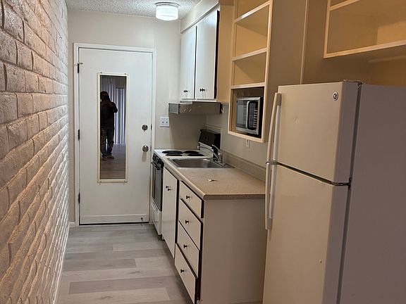 5th image of 4140 E Cliffside Trl #C