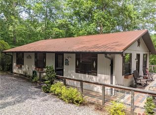 512 Rainbow Cir, Lake Lure, NC 28746
