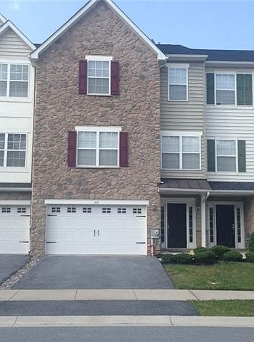 1st image of 421 Jacobsen Dr