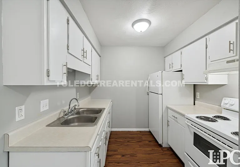 6020 Secor Rd #1 — Photo 1