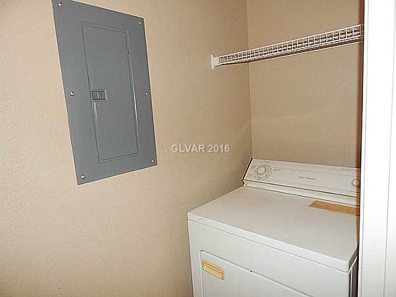 2nd image of 5855 Valley Dr Building 2184-1