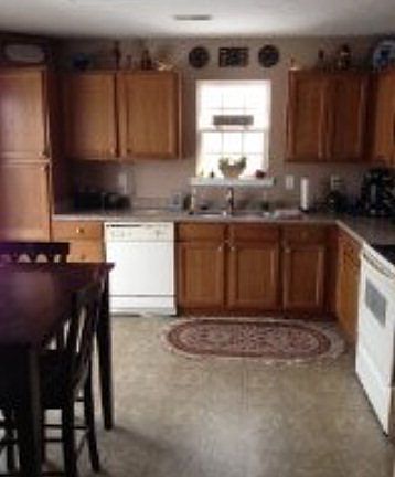 4th image of 4709 Bernheim Dr