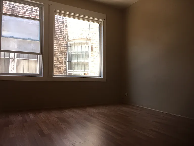4138 S Archer Ave #213 — Photo 6