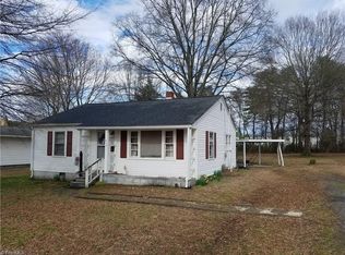 312 Harry Akers St, Eden, NC 27288