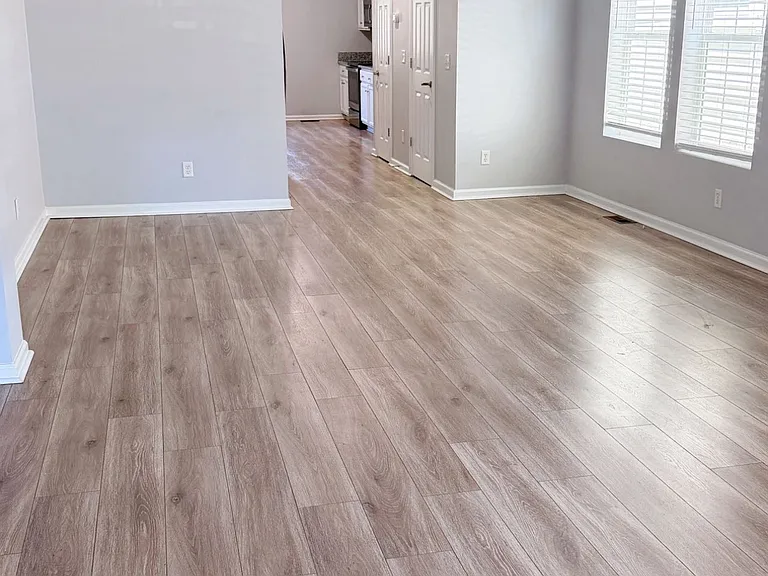 766 E Duffy St #B — Photo 8