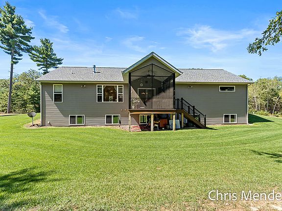 3rd image of 12644 Lincoln Farms Dr