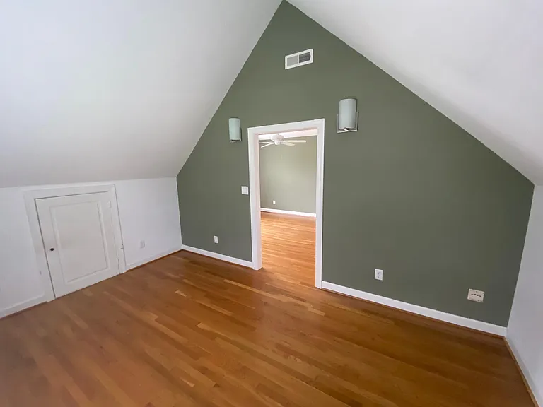 1021 Rolling Farm Dr — Photo 22