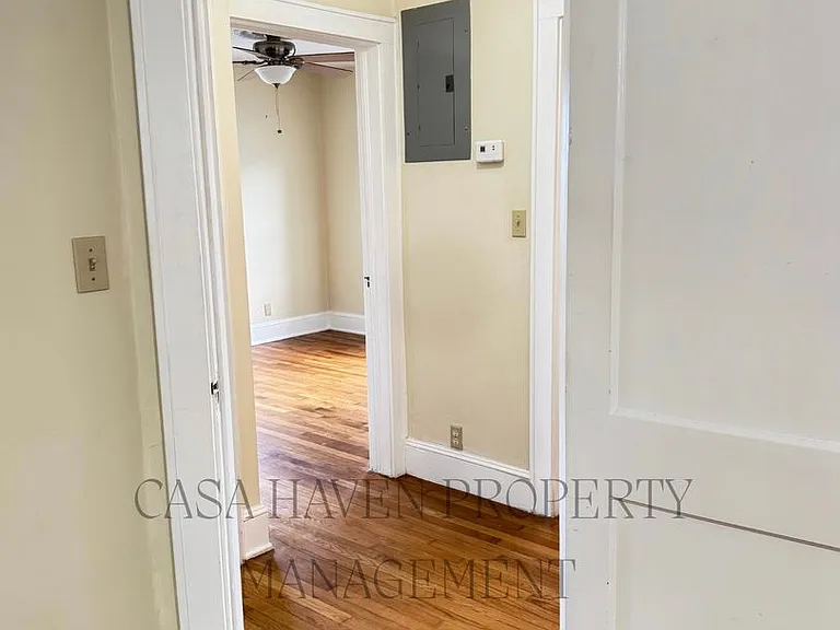 302 W Pine St #2 — Photo 6