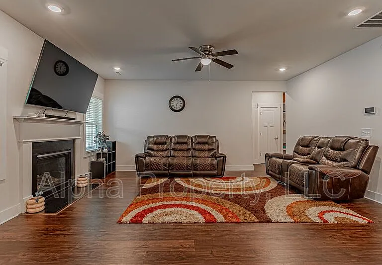 126 Pewter Cir — Photo 8