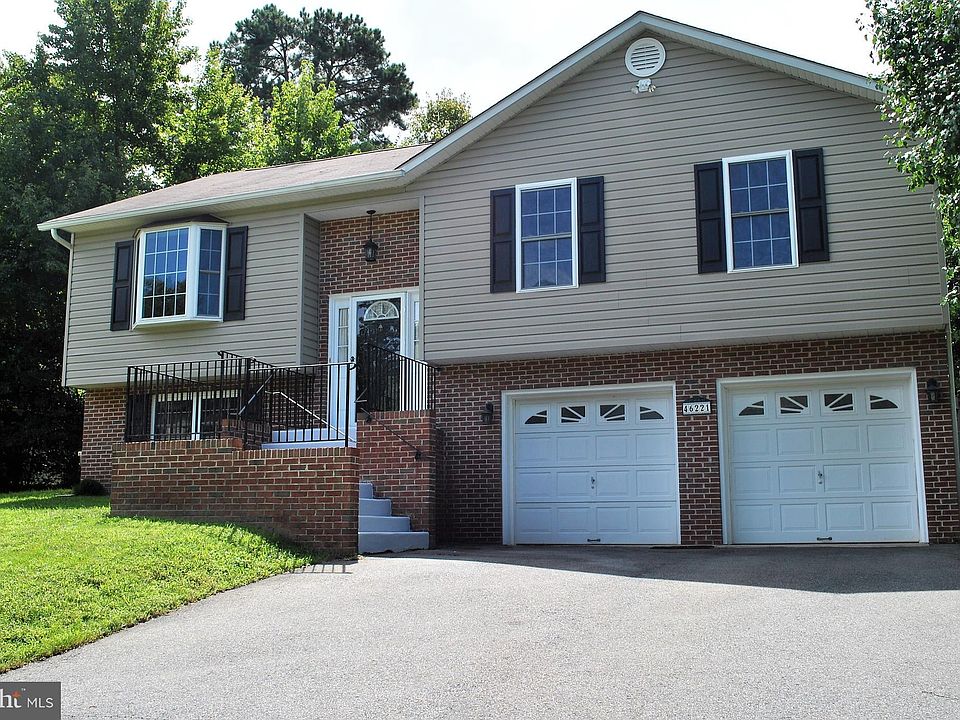 1st image of 46221 Sylvan Ct