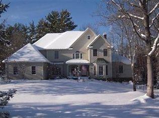 495 North St, Chagrin Falls, OH