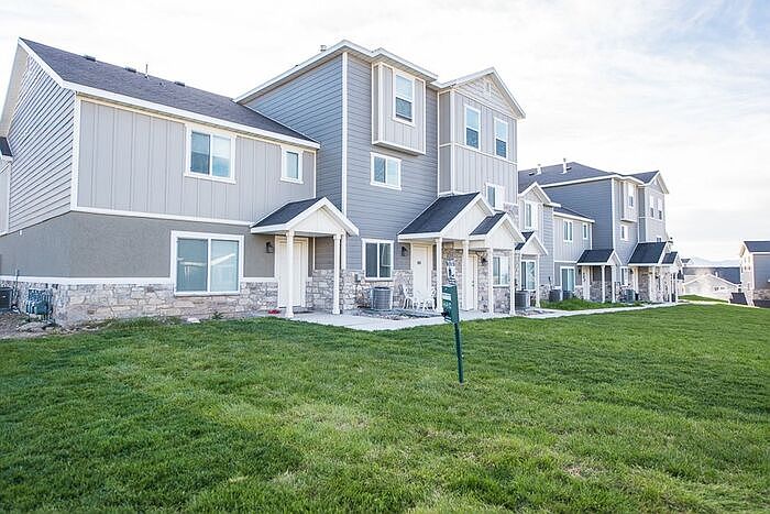 1st image of 14414 S Ashburn Way