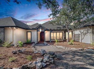 815 Oxen Trl, Fredericksburg, TX 78624