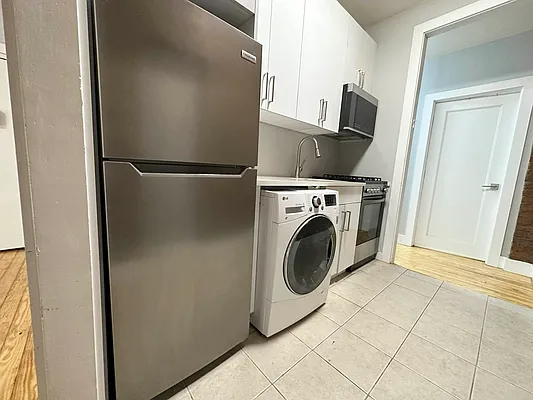 Rented by Camelot Realty Group | media 7