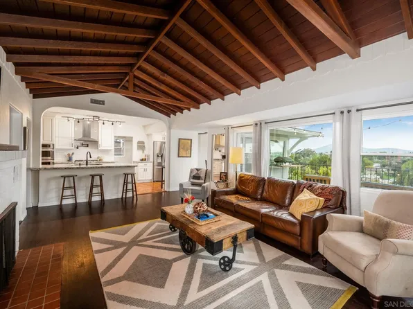 8535 Hillcrest Ave, La Mesa, CA 91941