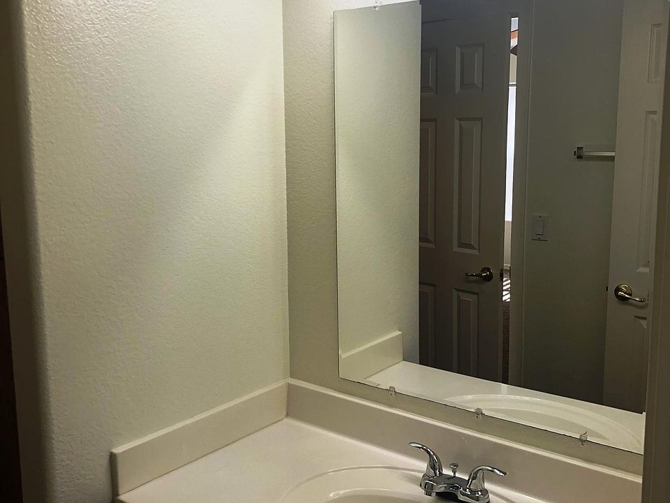 1st image of 410 N Drew St