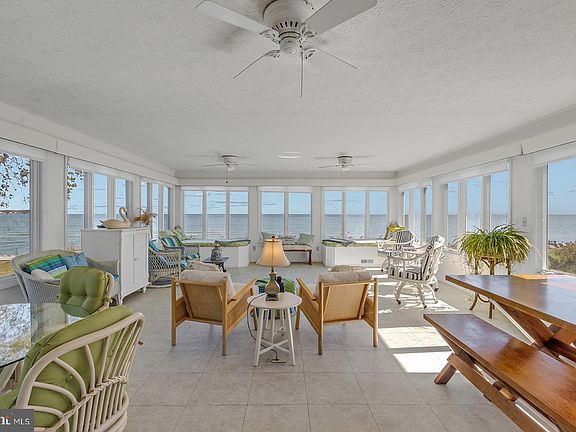 2nd image of 200 Ingram Bay Dr