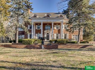 6300 Dodge St, Omaha, NE 68132